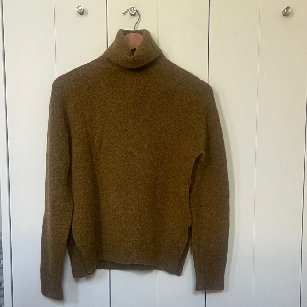 Sarah Pacini Chestnut Mustard Olive Turtleneck Sweater